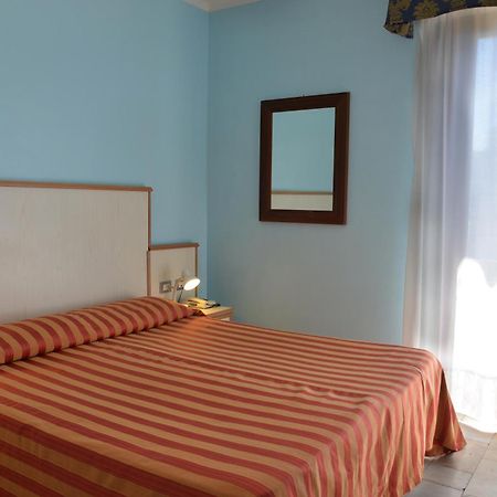 Hotel Rosalia Bordighera Eksteriør billede