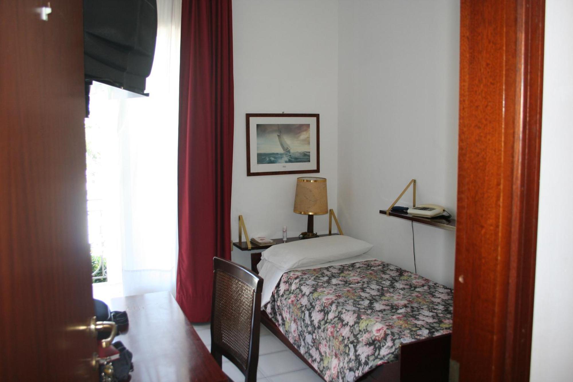 Hotel Rosalia Bordighera Eksteriør billede