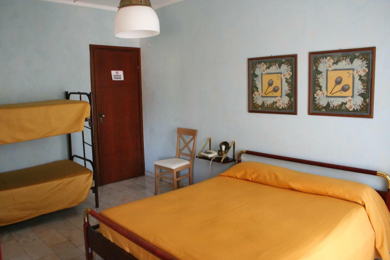 Hotel Rosalia Bordighera Eksteriør billede